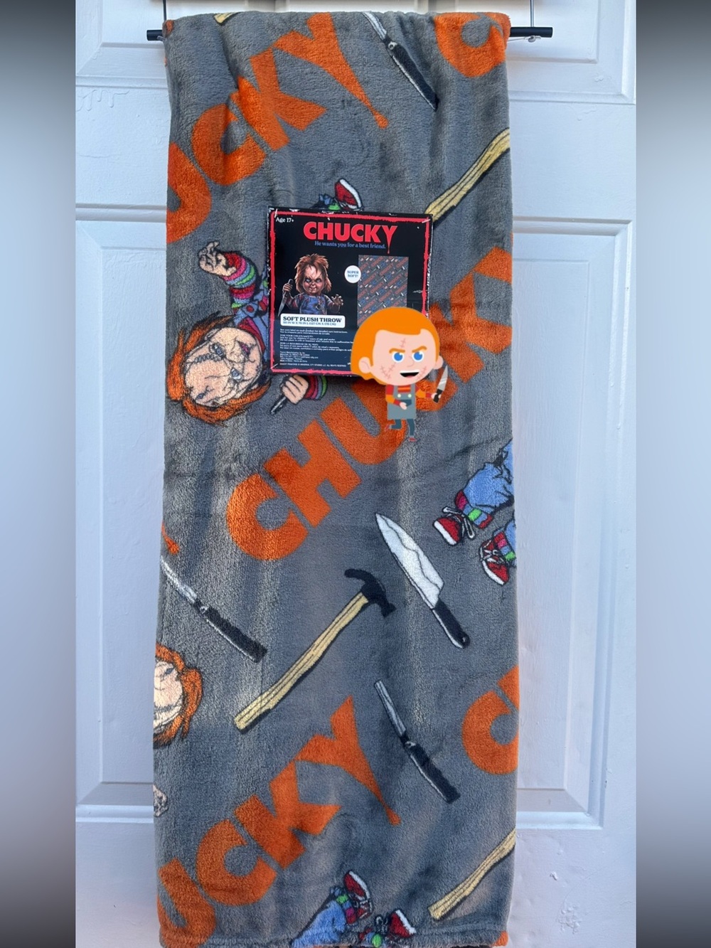VIRAL Chucky Halloween Blanket